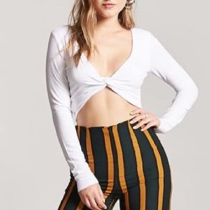 Long sleeve black crop top